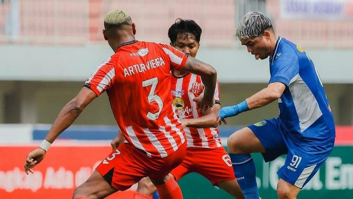 Laga babak 8 besar Liga 2 PSIM vs Deltras FC