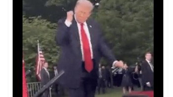 Namun kini Trump dianggap pahlawan karena menyelamatkan TikTok. Foto: X.com
