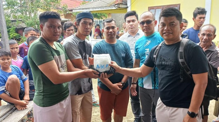Nelayan di Anambas kembali temukan 1 bungkusan diduga berisi narkoba jenis sabu. (Dok Polres Anambas)