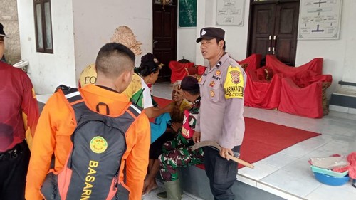 Nenek berusia 75 tahun ditemukan sesuai dua hari hilang dari rumahnya di Desa Alasangker, Buleleng, Bali, Senin (20/1/2025) pagi. (Istimewa)