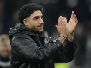 Resmi Gabung Man City, Marmoush: Sebuah Kehormatan