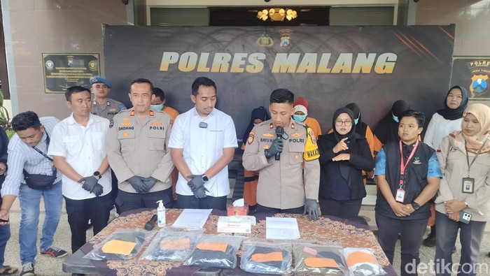 Pemilik warkop cetol di Pasar Gondanglegi, Malang jadi tersangka Tindak Pidana Perdagangan Orang.