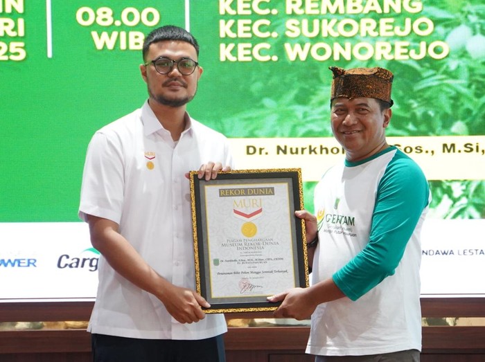 Pj Bupati pasuruan Nurkholis raih rekor muri