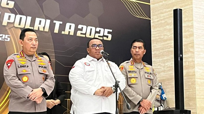 Presiden Konfederasi Serikat Pekerja Seluruh Indonesia (KSPSI), Andi Gani Nena Wea di acara peluncuran Desk Ketenagakerjaan Polri (Ondang/detikcom)