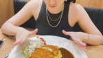 Cantiknya Ranty Maria saat Makan Malam Bareng Rayn Wijaya
