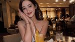 Cantiknya Ranty Maria saat Makan Malam Bareng Rayn Wijaya