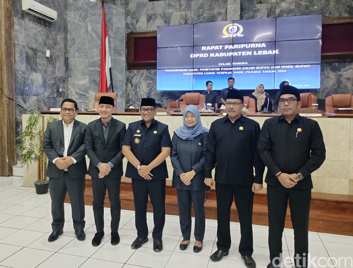 Rapat paripurna penetapan Bupati Lebak terpilih di kantor DPRD Lebak, Rangkasbitung. (Foto: Fathul Rizkoh/detikcom)