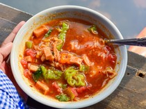 Video: Seblak Disebut Jadi Penyebab Anemia di Karawang, Benarkah?