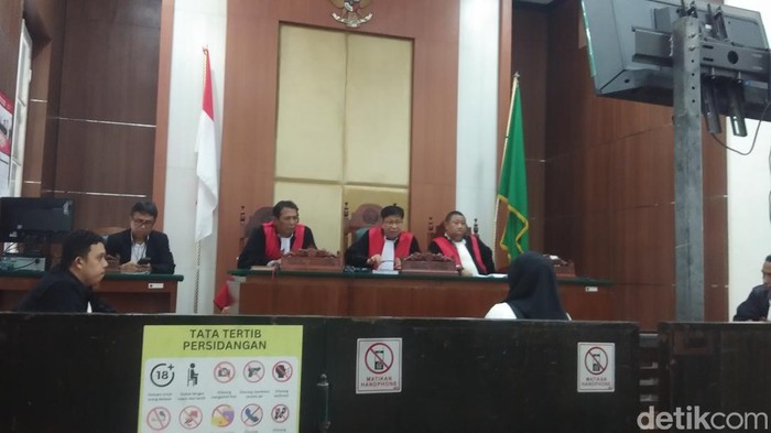 Sidang kasus penipuan calo Akpol di Pengadilan Negeri (PN) Makassar.