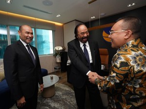 Dasco Bertemu Surya Paloh di DPR, Bahas 100 Hari Kinerja Prabowo-Gibran