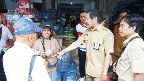 Tim Pengawasan Terpadu Disperindag Bali melakukan sidak ke pangkalan LPG di Denpasar, Senin (20/1/2025). Sidak dilakukan di Kecamatan Denpasar Selatan dan Denpasar Barat bersama  PT Pertamina, Hiswana Migas, dan Satpol PP. (Dok. Pemprov Bali)