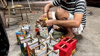 Pengurus Kampung Tambak Bayan, Suseno mengungkapkan rencana perayaan imlek tahun ini memang tidak semeriah tahun sebelumnya. Namun warga tetap menyambutnya dengan penuh rasa syukur.