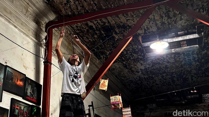 Warga kampung pecinan Tambak Bayan Surabaya menyambut Imlek