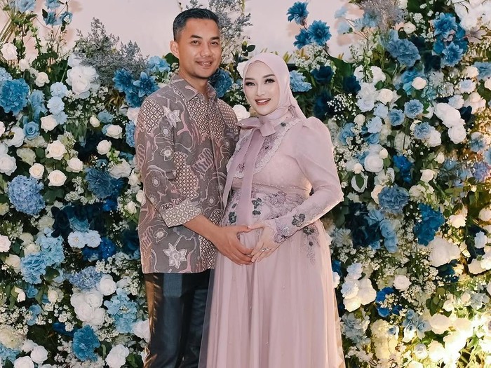 Zaskia Gotik Tasyakuran