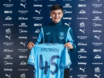 Bek Uzbekistan Abdukodir Khusanov Resmi Gabung Manchester City