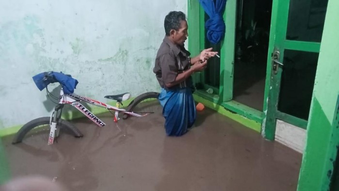 Banjir meluap nya Sumgai Welang Pasuruan