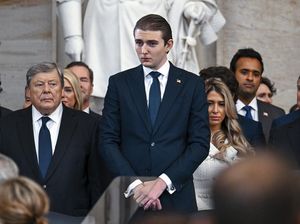 Anak Donald Trump Tutup Satu Lantai Trump Tower Cuma buat Kencan