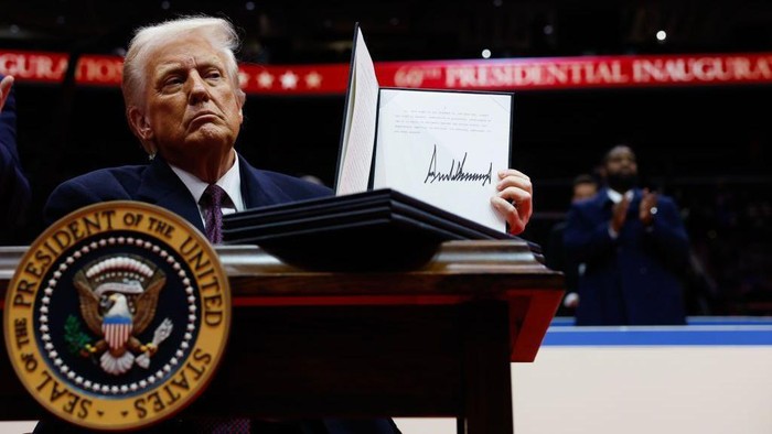 Donald Trump dilantik sebagai presiden AS, teken sejumlah perintah eksekutif