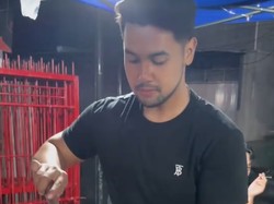 Viral Penjual Seblak Ganteng Bikin Warganet Salfok di Karawang, Ini Sosoknya