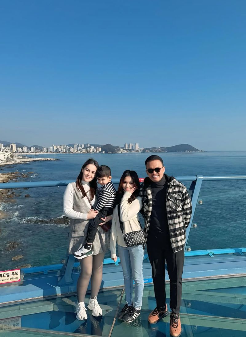 Jennifer Dunn Jennifer Dunn