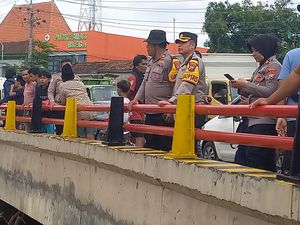 Kapolres Cek Lokasi Banjir di Bangkalan, Ini Hasilnya
