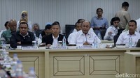 Rapat kerja membahas program makan bergizi gratis (MBG) untuk anak sekolah, Ibu Hamil, dan menyusui.