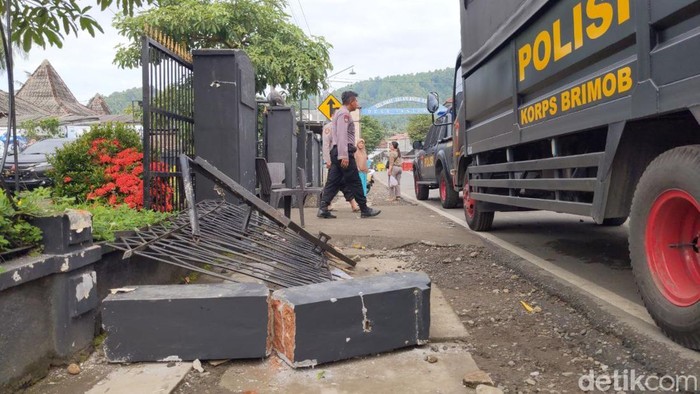 Kondisi terkini Polsek Watulimo Trenggalek usai diserang pesilat