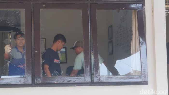 Kondisi terkini Polsek Watulimo Trenggalek usai diserang pesilat