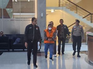 Terima Gratifikasi Rp 4,5 M, Eks Bupati Situbondo Divonis 6,5 Tahun Bui