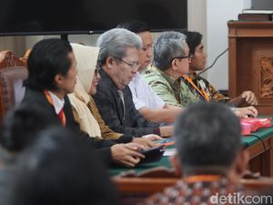 Video: Pengacara Sebut Penetapan Tersangka Hasto Bikin Gaduh Perayaan Natal