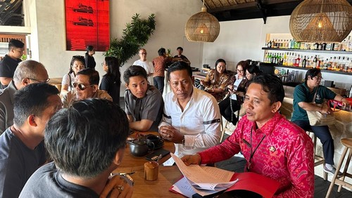 Kunjungan lapangan Komisi III DPRD Badung ke lima WP di Canggu dan Tibubeneng, Kecamatan Kuta Utara, Selasa (21/1/2025). (Foto: Dok. DPRD Badung)