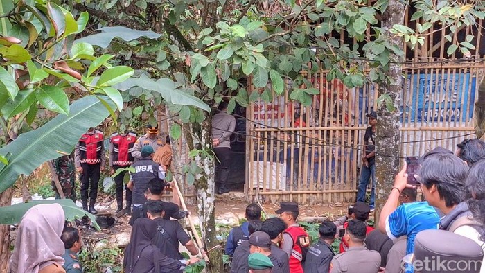 Lokasi tambang emas ilegal di Bandung