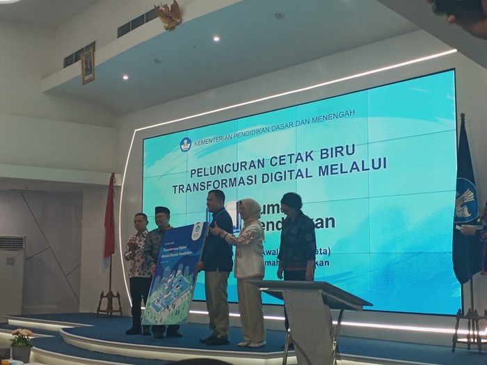Mendikdasmen Luncurkan Rumah Pendidikan