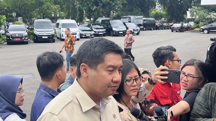 Menko Infrastuktur dan Kewilayahan Agus Harimurti Yudhoyono (AHY), Menteri Perumahan dan Kawasan Permukiman (PKP) Maruarar Sirati, hingga Kepala Otorita IKN Basuki Hadimuljono menghadap Presiden Prabowo Subianto di Istana Jakarta, Selasa (21/1/2025). Mereka dipanggil untuk membahas progress pembangunan IKN Nusantara.