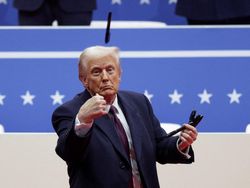 Trump Ragu Kesepakatan Gencatan Senjata di Gaza Bertahan Lama