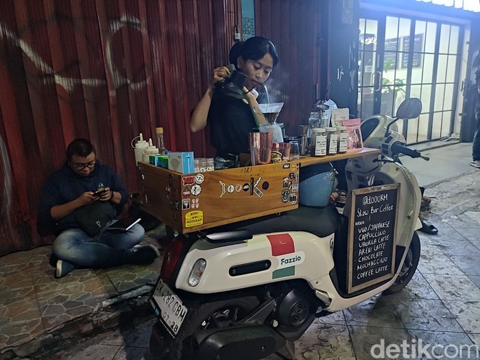 Nekat! Gadis Ini dari Bali Sendirian Demi ‘1000 Km Slow Bar Coffee’