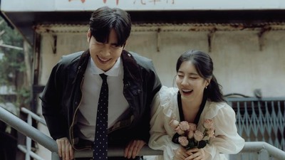 7 Foto Prewedding Aesthetic Noeul Rainbow di Hong Kong, Bisa Jadi Inspirasi