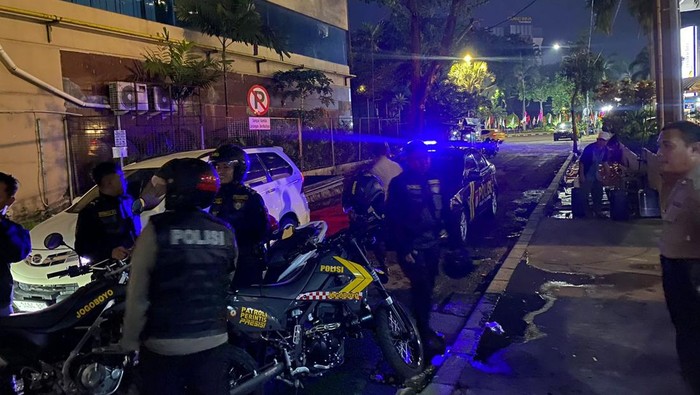 Patroli Polrestabes Surabaya gagalkan tawuran dan aksi balap liar pemuda