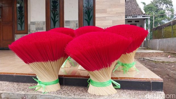 jelang Imlek, Perajin dupa di Malang kebanjiran pesanan