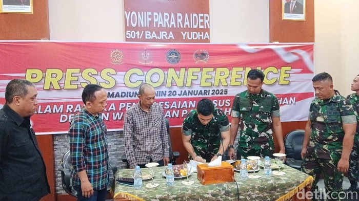 Perdamaian tentara dan wartawan di Madiun