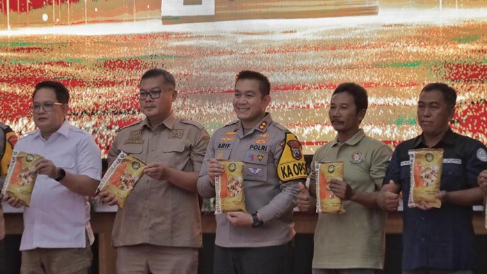 Polres Blitar menciptakan benih jagung Bhayangkara.