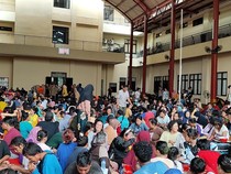 Video Korban Kebakaran Kemayoran Mengungsi di Polres Jakpus