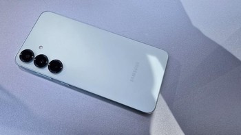 Paling penting, semua prosesor Samsung S25 berotak Snapdragon 8 Elite. Dengan peningkatan ini, chipset dapat memproses foto menjadi lebih baik lagi, terutama untuk foto di pencahayaan low light. Foto: Aisyah Kamaliah/detikINET