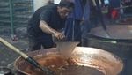 Sibuknya Perajin Kue Keranjang dan Dodol di Tangerang Jelang Imlek