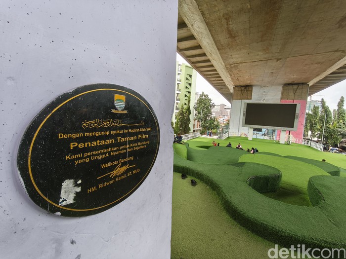 Taman Film di Kota Bandung.