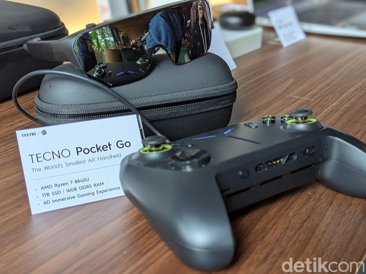 Wujud Tecno Pocket Go, Kombinasi Konsol Handheld dan Headset AR