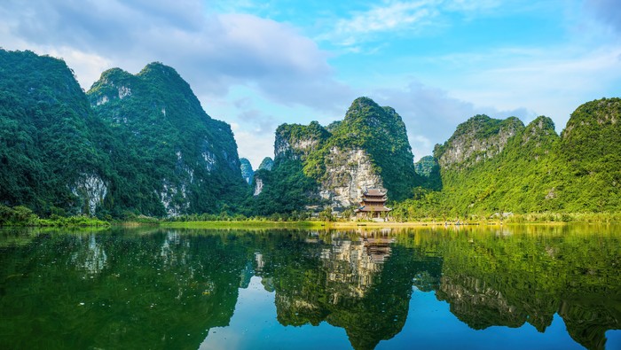 Teluk Halong di Vietnam