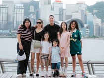 Ussy Sulistiawaty Nikmati Hidup dengan Anak, Lagi Gak Terima Job Artis