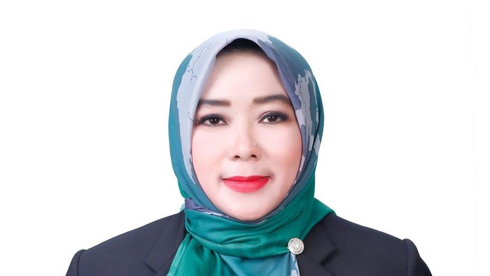 Wakil Ketua DPRD Surabaya Laila Mufidah