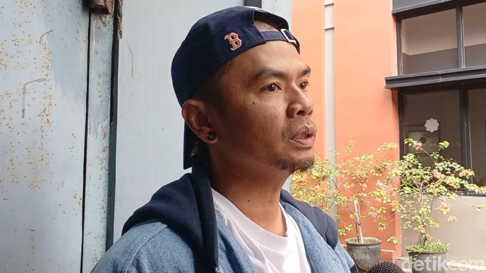 Wendy Cagur saat ditemui di kawasan Transmedia.